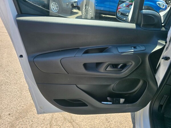 Used Peugeot Partner 2021 for sale - 75693313: Photo 33