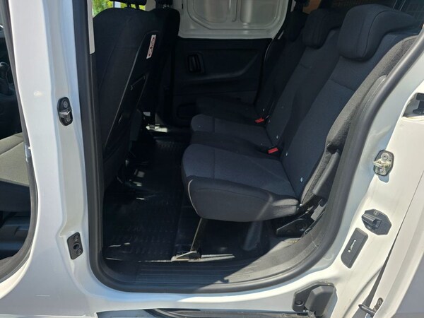 Used Peugeot Partner 2021 for sale - 75693313: Photo 37
