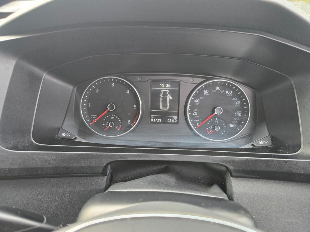 Used Volkswagen Transporter Shuttle 2018 for sale - 76381528: Photo 20