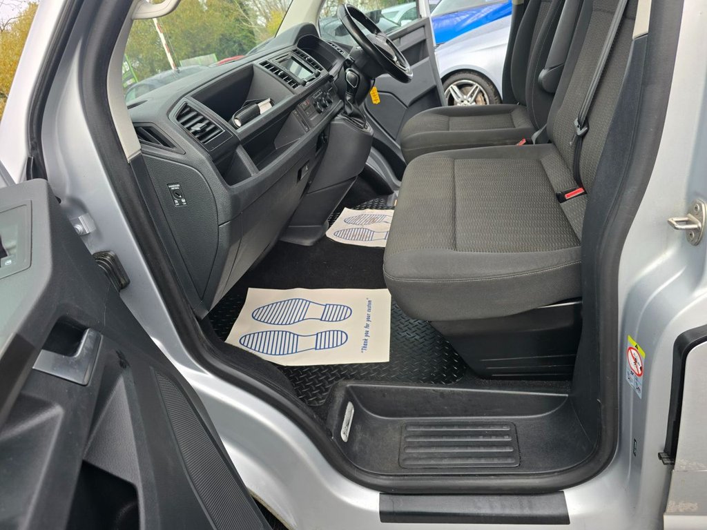 Used Volkswagen Transporter Shuttle 2018 for sale - 76381528: Photo 35