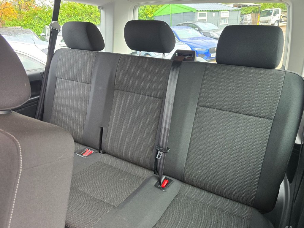 Used Volkswagen Transporter Shuttle 2018 for sale - 76381528: Photo 40