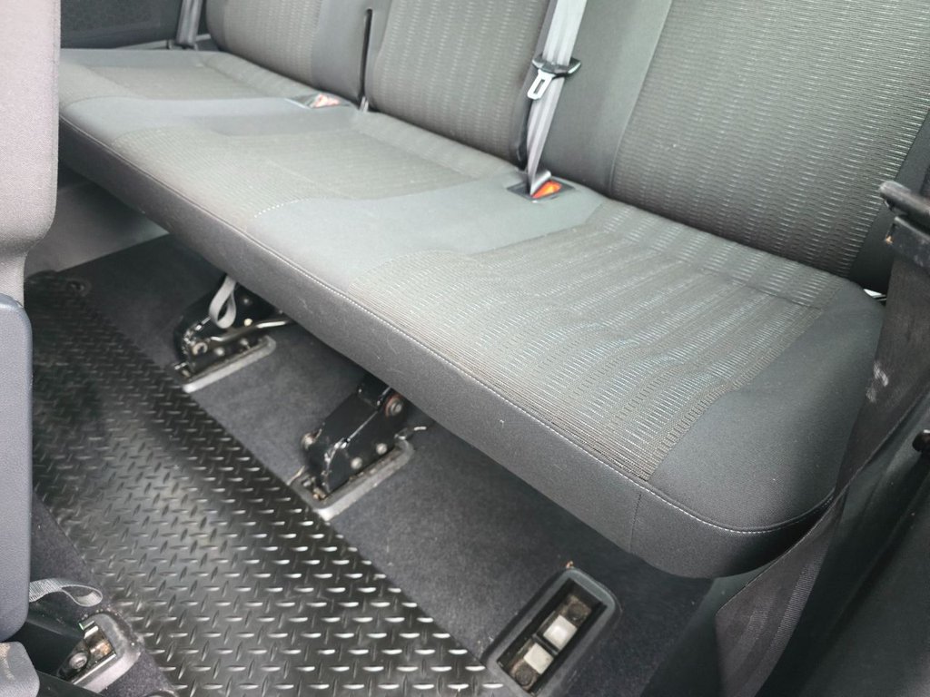 Used Volkswagen Transporter Shuttle 2018 for sale - 76381528: Photo 41
