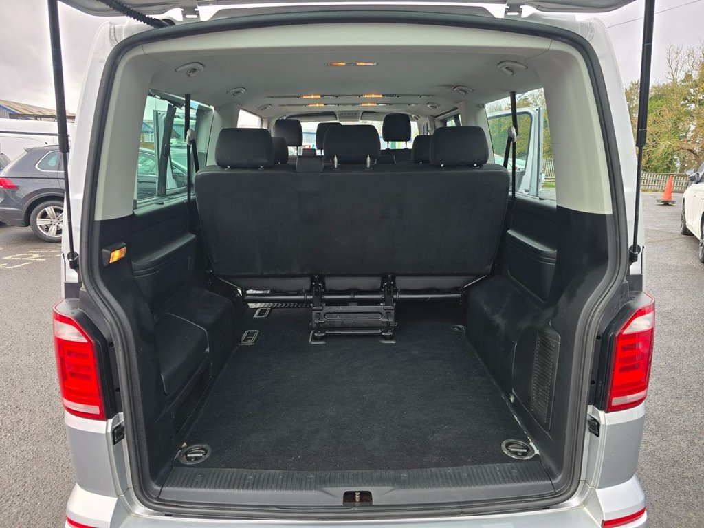 Used Volkswagen Transporter Shuttle 2018 for sale - 76381528: Photo 43