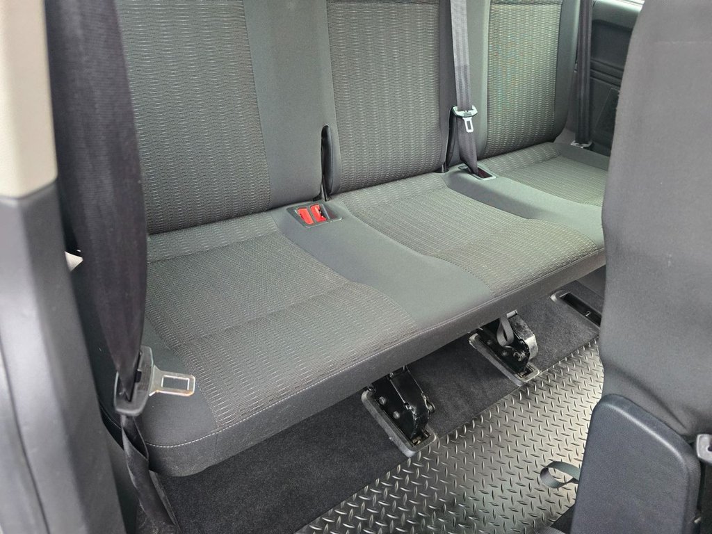 Used Volkswagen Transporter Shuttle 2018 for sale - 76381528: Photo 48