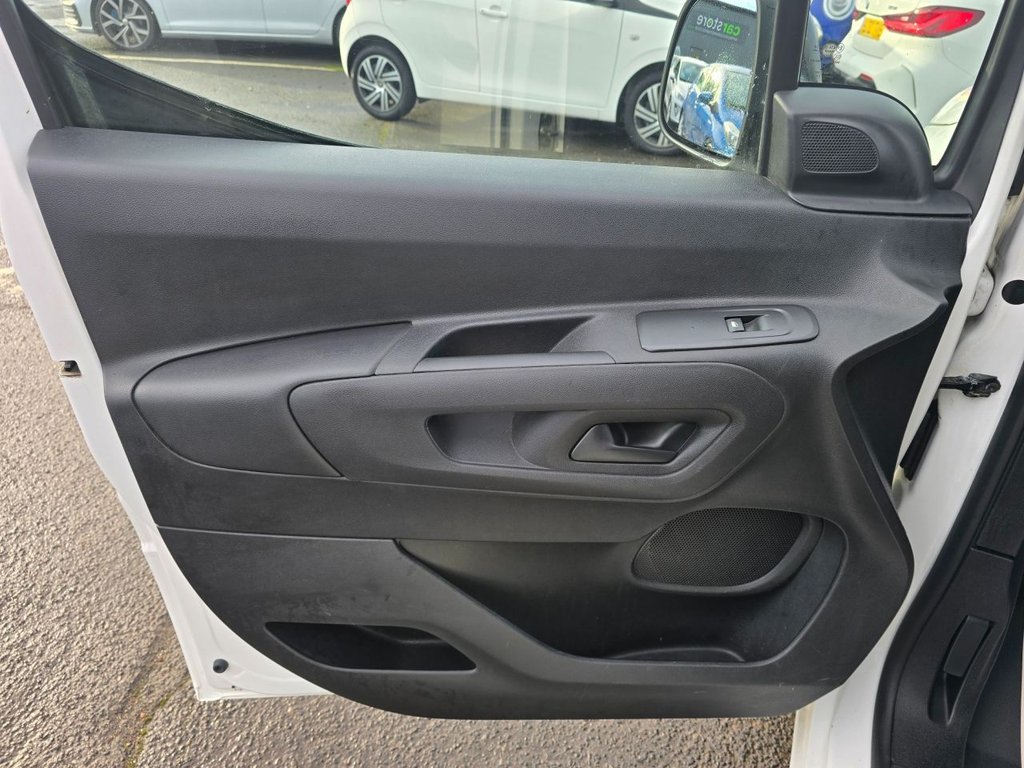 Used Peugeot Partner 2020 for sale - 76590991: Photo 32