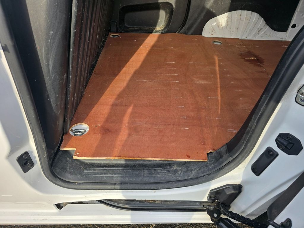 Used Peugeot Partner 2020 for sale - 76590991: Photo 37