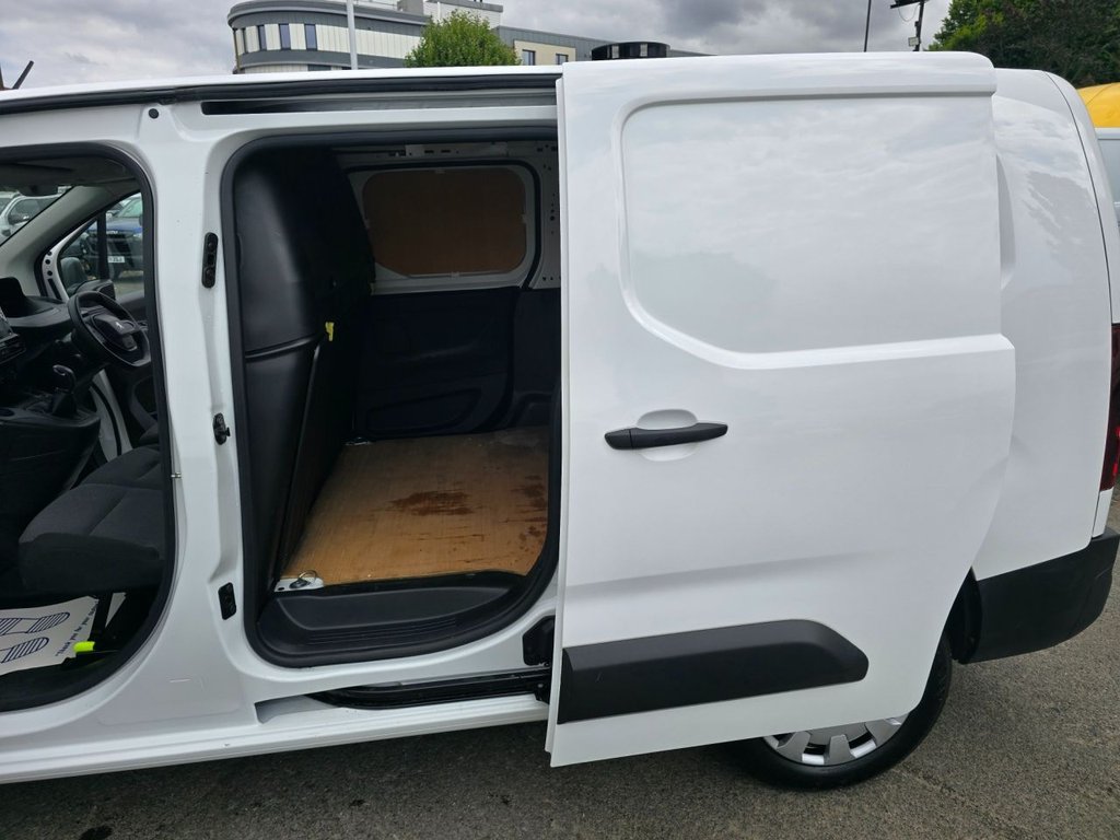 Vehicle 33