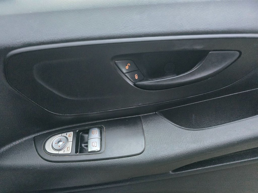 Used Mercedes-Benz Vito 2021 for sale - 76923523: Photo 28