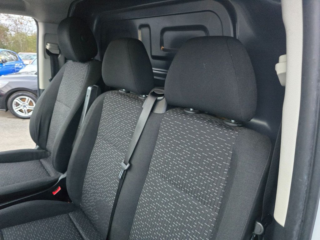Used Mercedes-Benz Vito 2021 for sale - 76923523: Photo 32