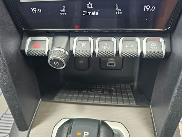 Used Volkswagen Amarok 2023 for sale - 75559435: Photo 23