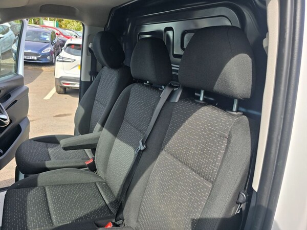 Used Mercedes-Benz Vito 2021 for sale - 75619759: Photo 15