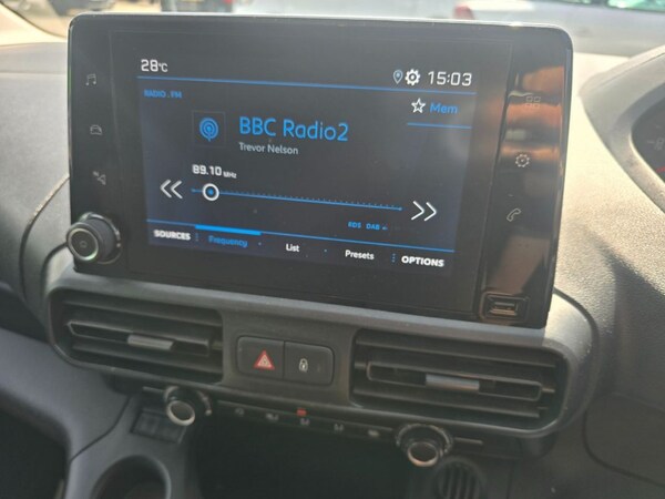 Used Peugeot Partner 2020 for sale - 75432697: Photo 20