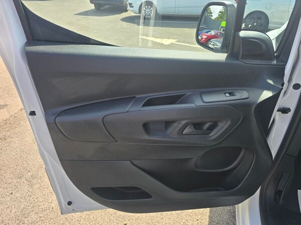 Used Peugeot Partner 2020 for sale - 75432697: Photo 33