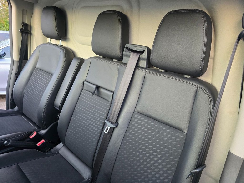 Used Ford Transit Custom 2018 for sale - 76605200: Photo 32
