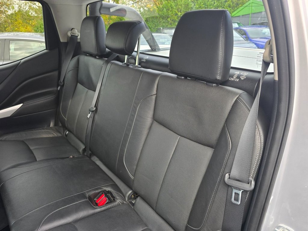 Used Nissan Navara 2018 for sale - 76740001: Photo 37