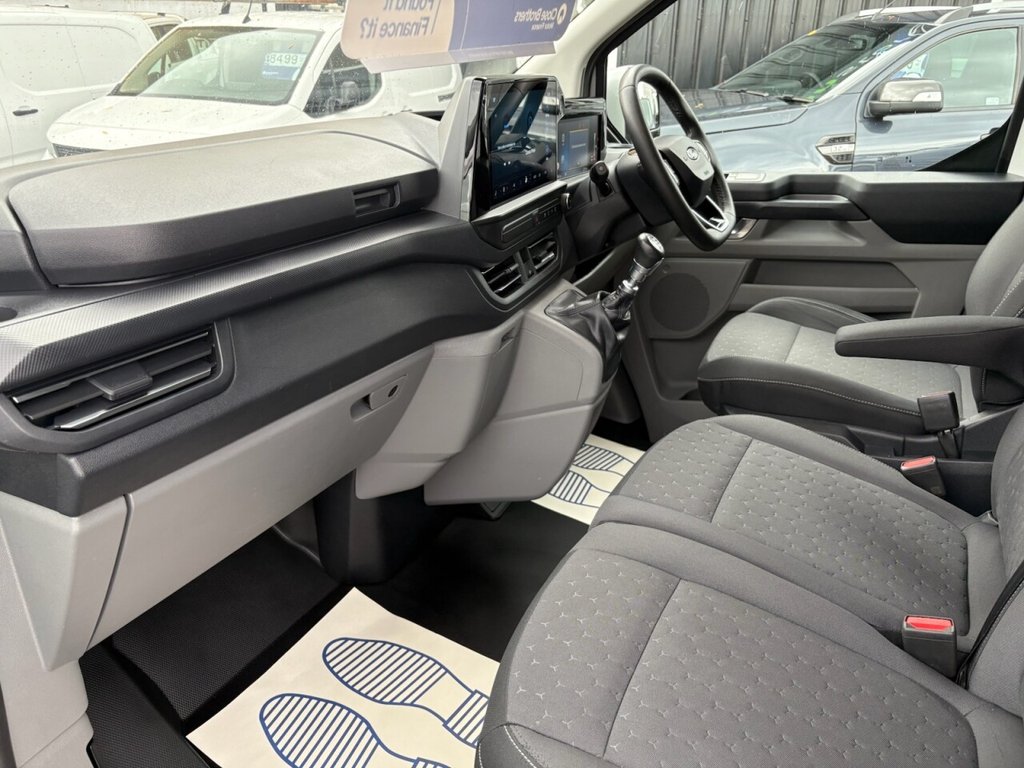 Used Ford Transit Custom 2024 for sale - 76210390: Photo 47