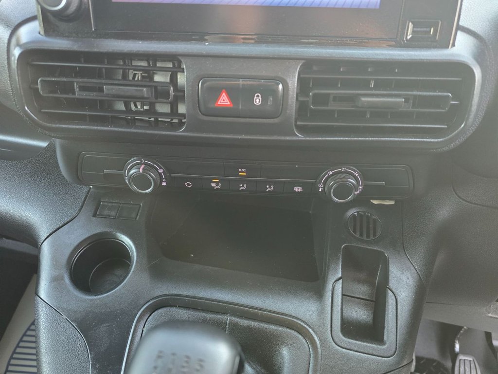 Used Toyota ProAce 2024 for sale - 76941627: Photo 21