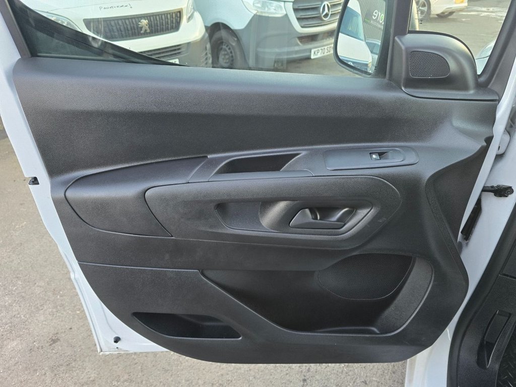 Used Toyota ProAce 2024 for sale - 76941627: Photo 33