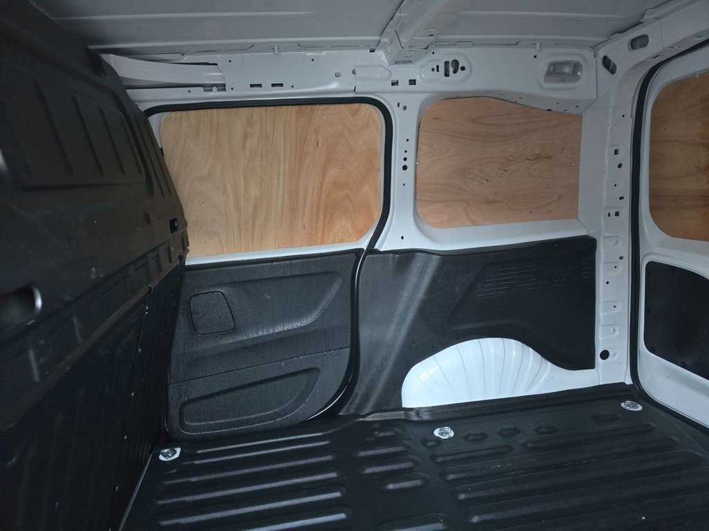 Used Toyota ProAce 2024 for sale - 76941627: Photo 35