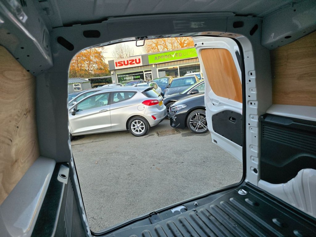 Used Toyota ProAce 2024 for sale - 76941627: Photo 46