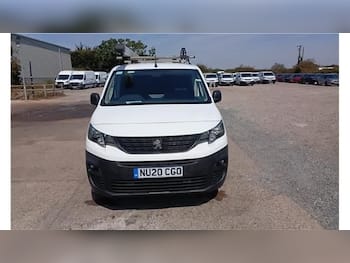 Used Peugeot Partner 2020 for sale - 79642648: Photo