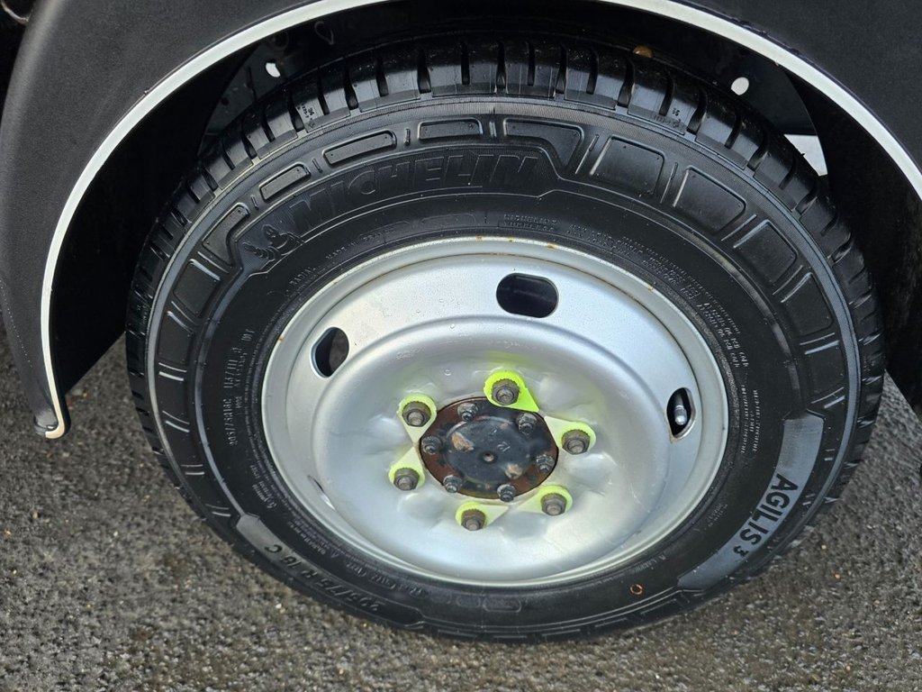 Used Isuzu Grafter 2023 for sale - 76910389: Photo 41