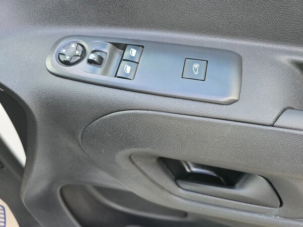 Used Peugeot Partner 2021 for sale - 75432710: Photo 25