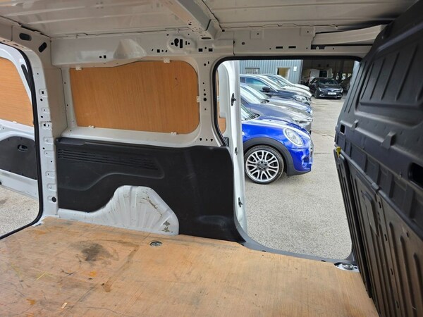 Used Peugeot Partner 2021 for sale - 75432710: Photo 44