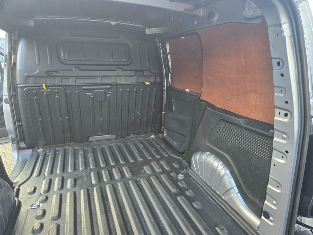 Used Toyota ProAce 2023 for sale - 77133793: Photo 43