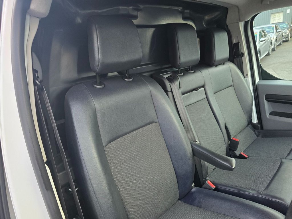 Used Peugeot e-Expert 2021 for sale - 76973687: Photo 26