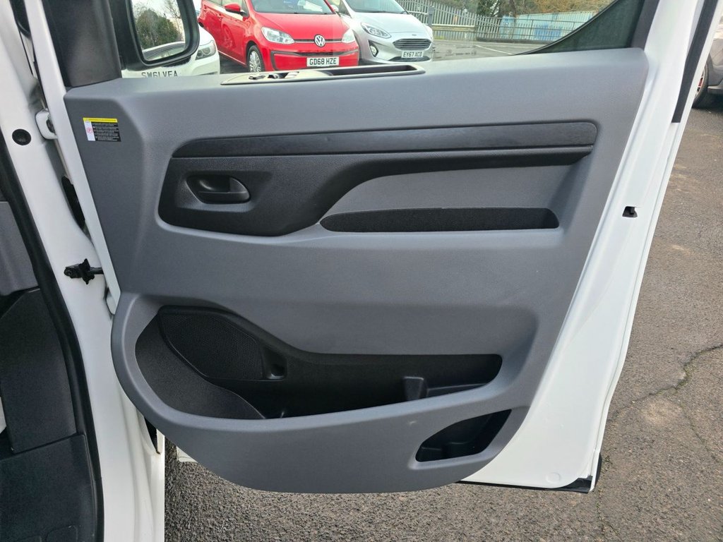 Used Peugeot e-Expert 2021 for sale - 76973687: Photo 30