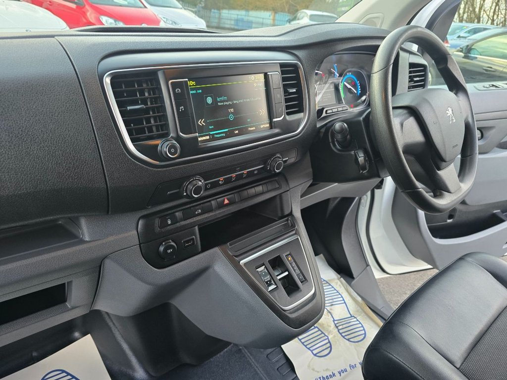 Used Peugeot e-Expert 2021 for sale - 76973687: Photo 32