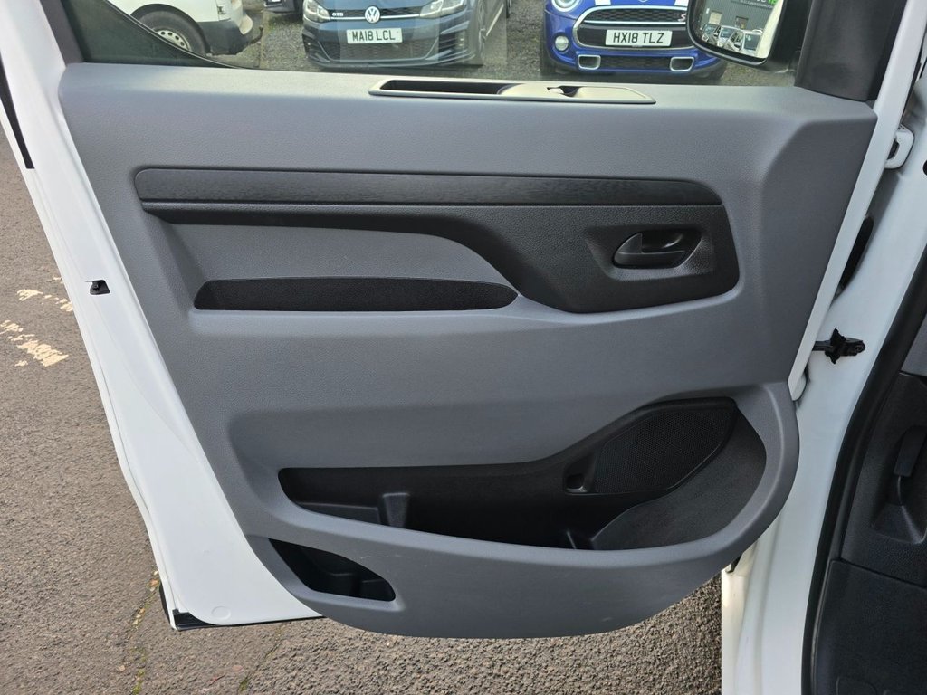 Used Peugeot e-Expert 2021 for sale - 76973687: Photo 36