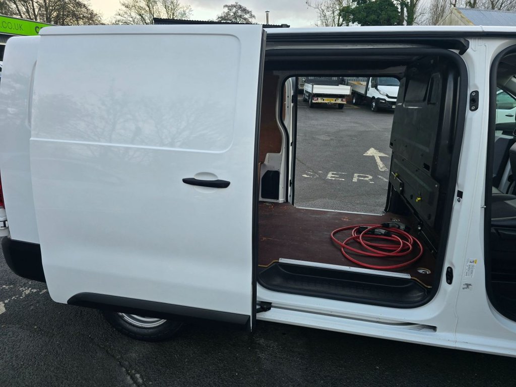 Used Peugeot e-Expert 2021 for sale - 76973687: Photo 47