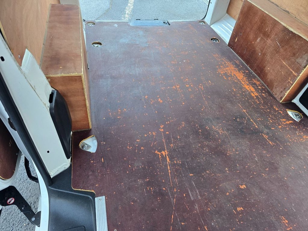 Used Peugeot e-Expert 2021 for sale - 76973687: Photo 50