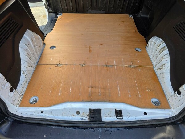 Used Peugeot Partner 2021 for sale - 75619753: Photo 39