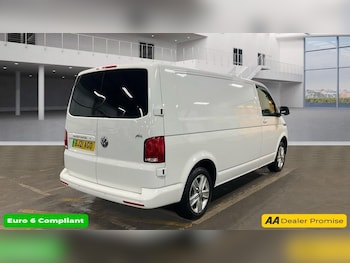 Used Volkswagen Transporter 2021 for sale - 77372931: Photo