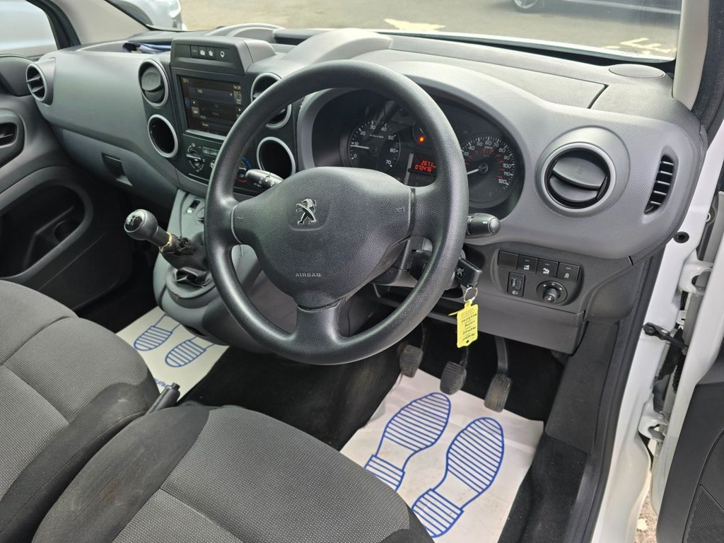 Used Peugeot Partner 2017 for sale - 77200008: Photo 20