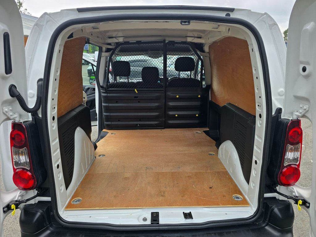 Used Peugeot Partner 2017 for sale - 77200008: Photo 43