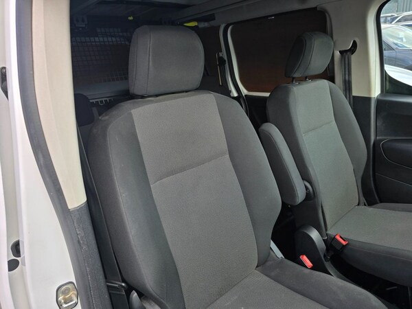 Used Peugeot Partner 2020 for sale - 75432699: Photo 24