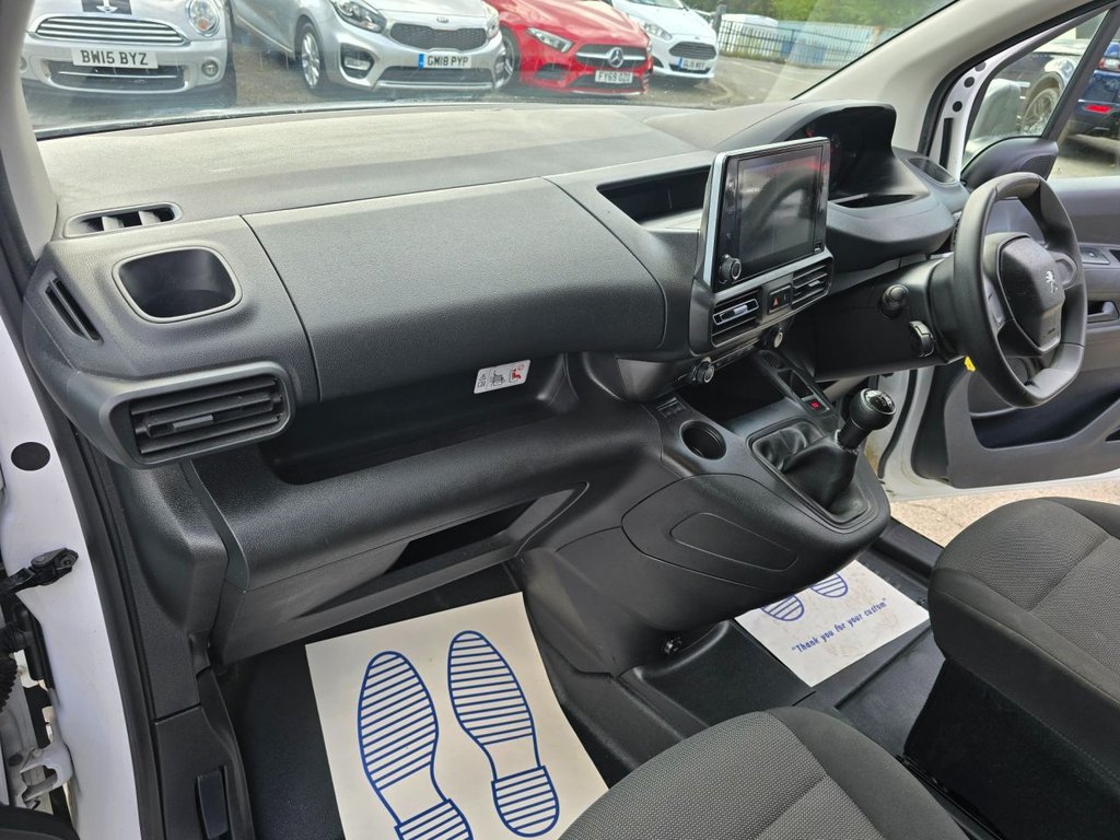 Vehicle 28