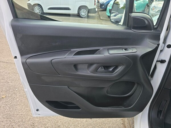 Used Peugeot Partner 2020 for sale - 75432699: Photo 33