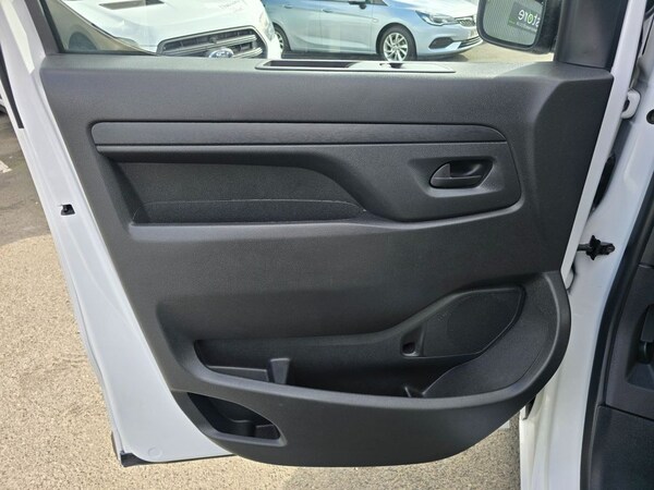 Used Vauxhall Vivaro 2023 for sale - 76038894: Photo 34