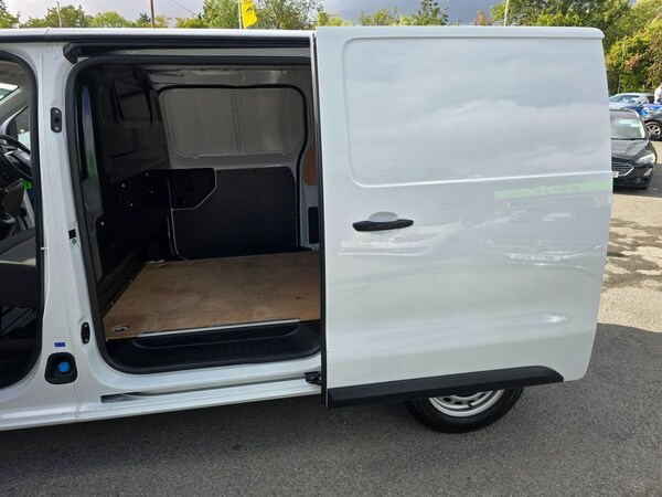 Used Vauxhall Vivaro 2023 for sale - 76038894: Photo 35