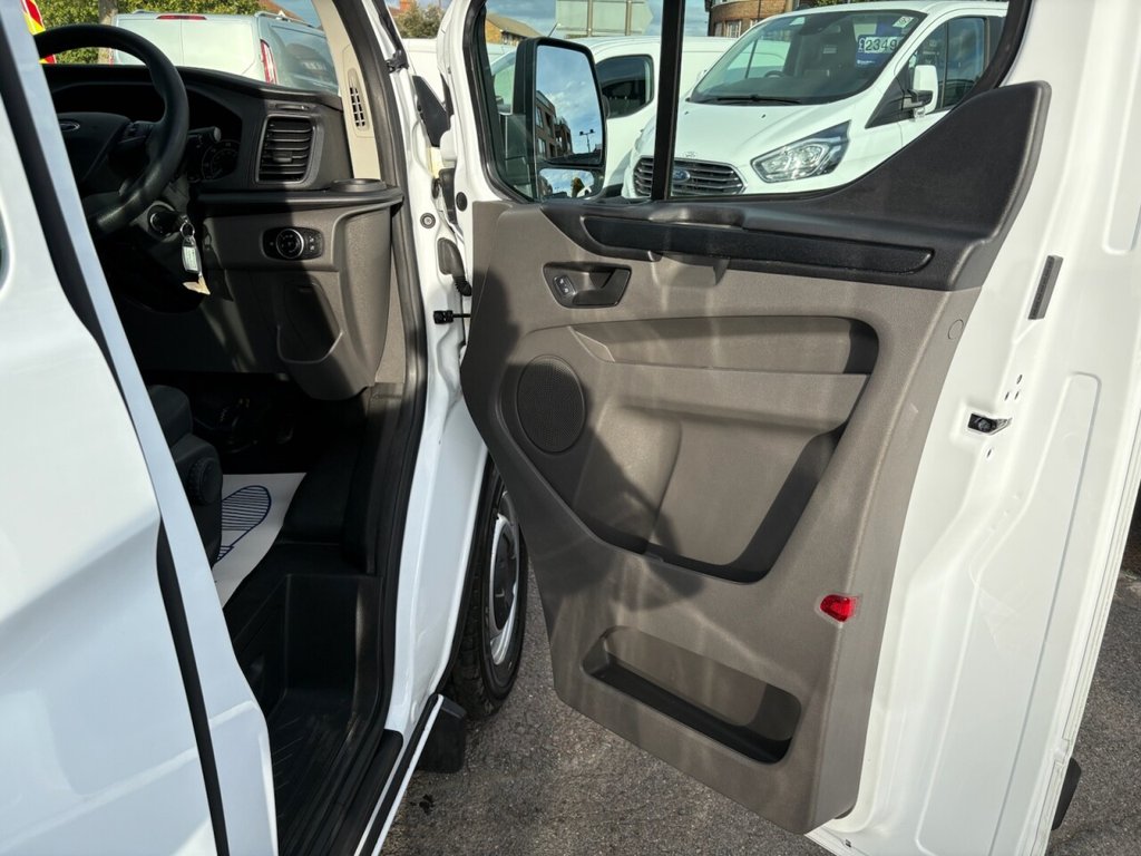 Used Ford Transit Custom 2022 for sale - 76039696: Photo 25