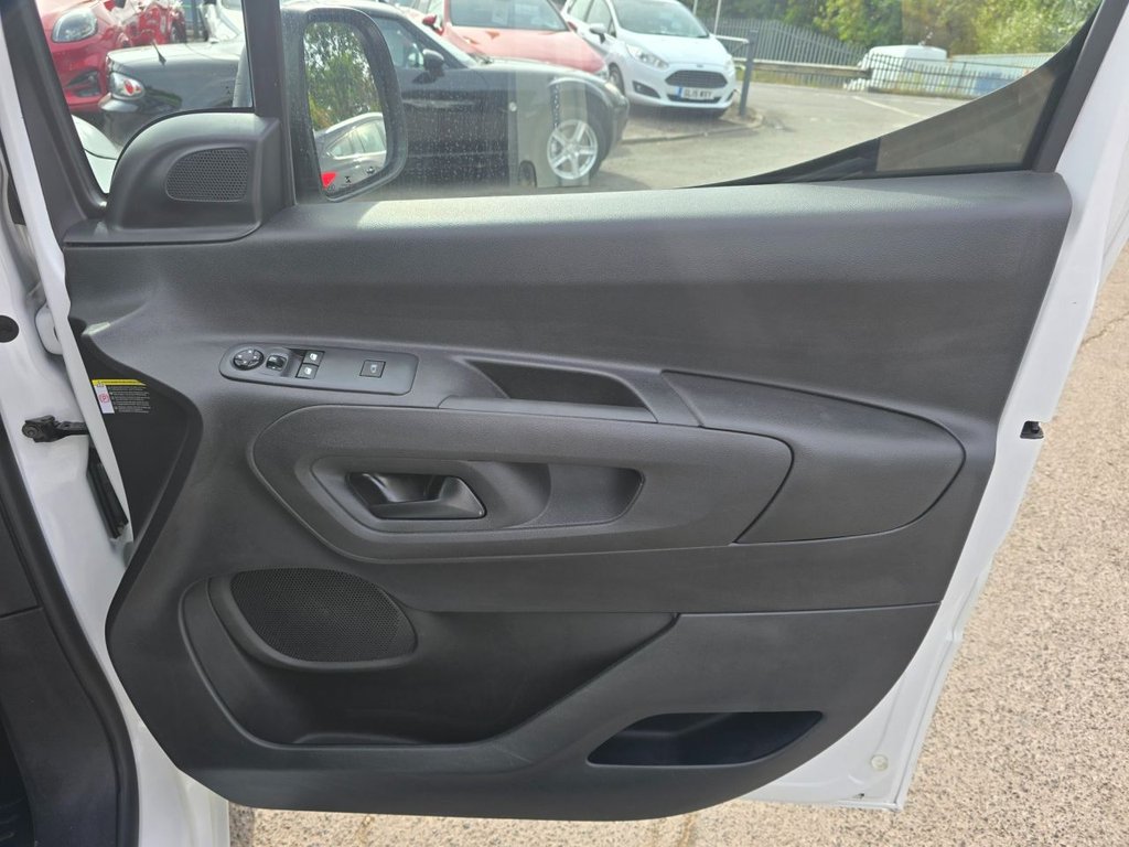 Used Citroen Berlingo 2021 for sale - 75432673: Photo 28