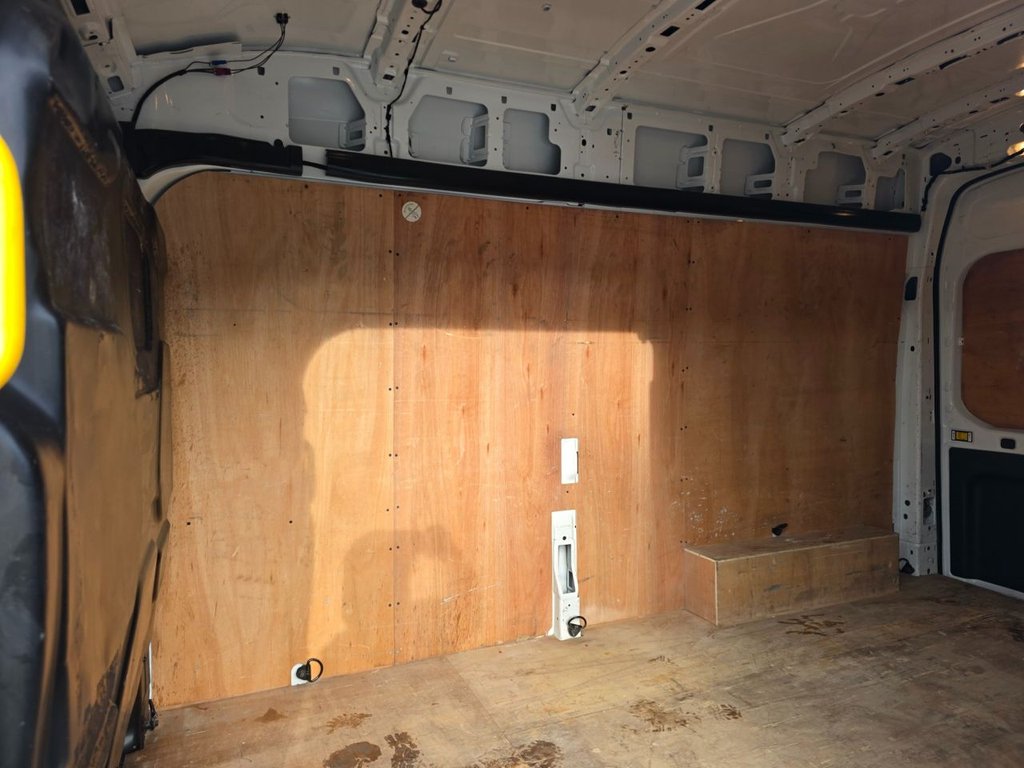 Used Ford Transit 2022 for sale - 76923513: Photo 37