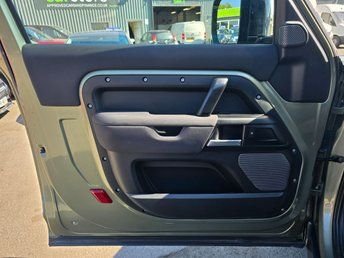 Used Land Rover Defender 2021 for sale - 75195503: Photo 30