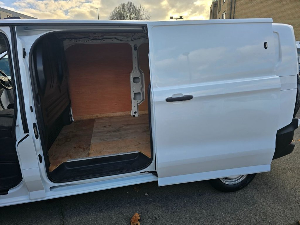 Used Ford Transit Custom 2024 for sale - 76941556: Photo 33