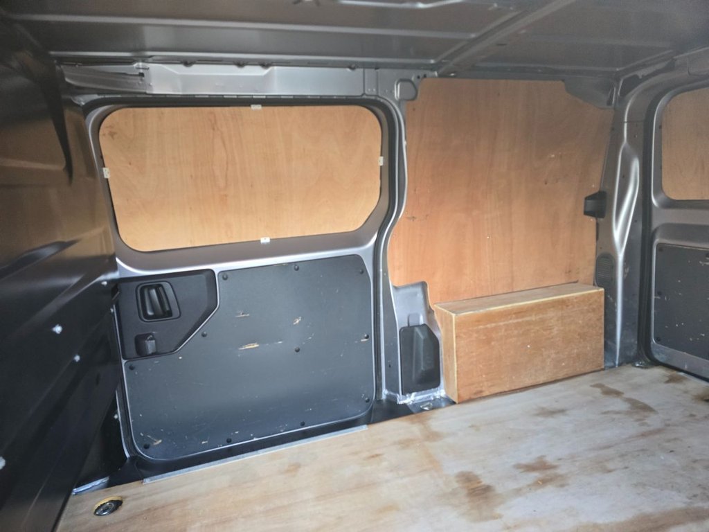 Used Vauxhall Vivaro 2021 for sale - 76950729: Photo 35